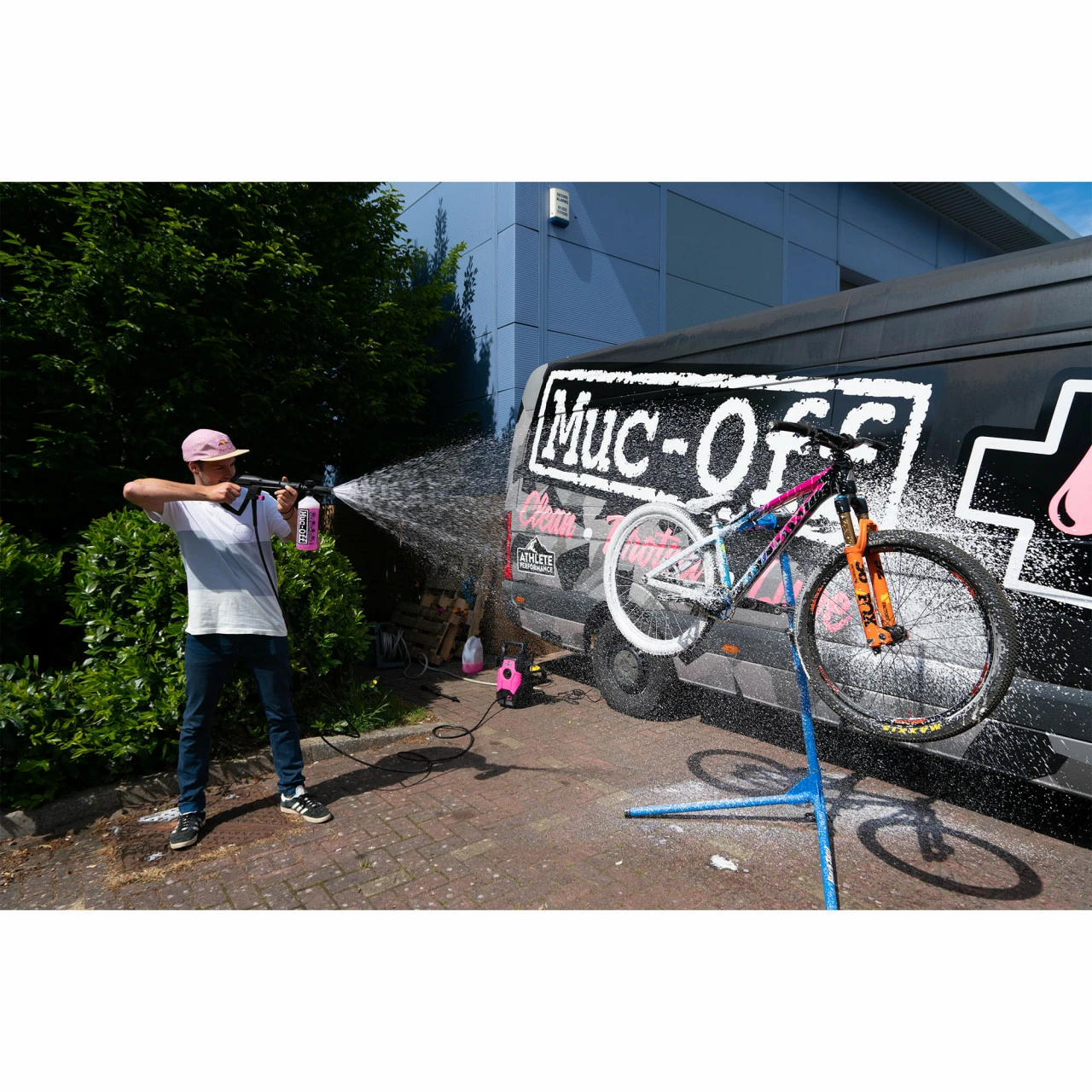 Muc-Off Pressure Washer Hochdruckreiniger Bundle – Bild 3