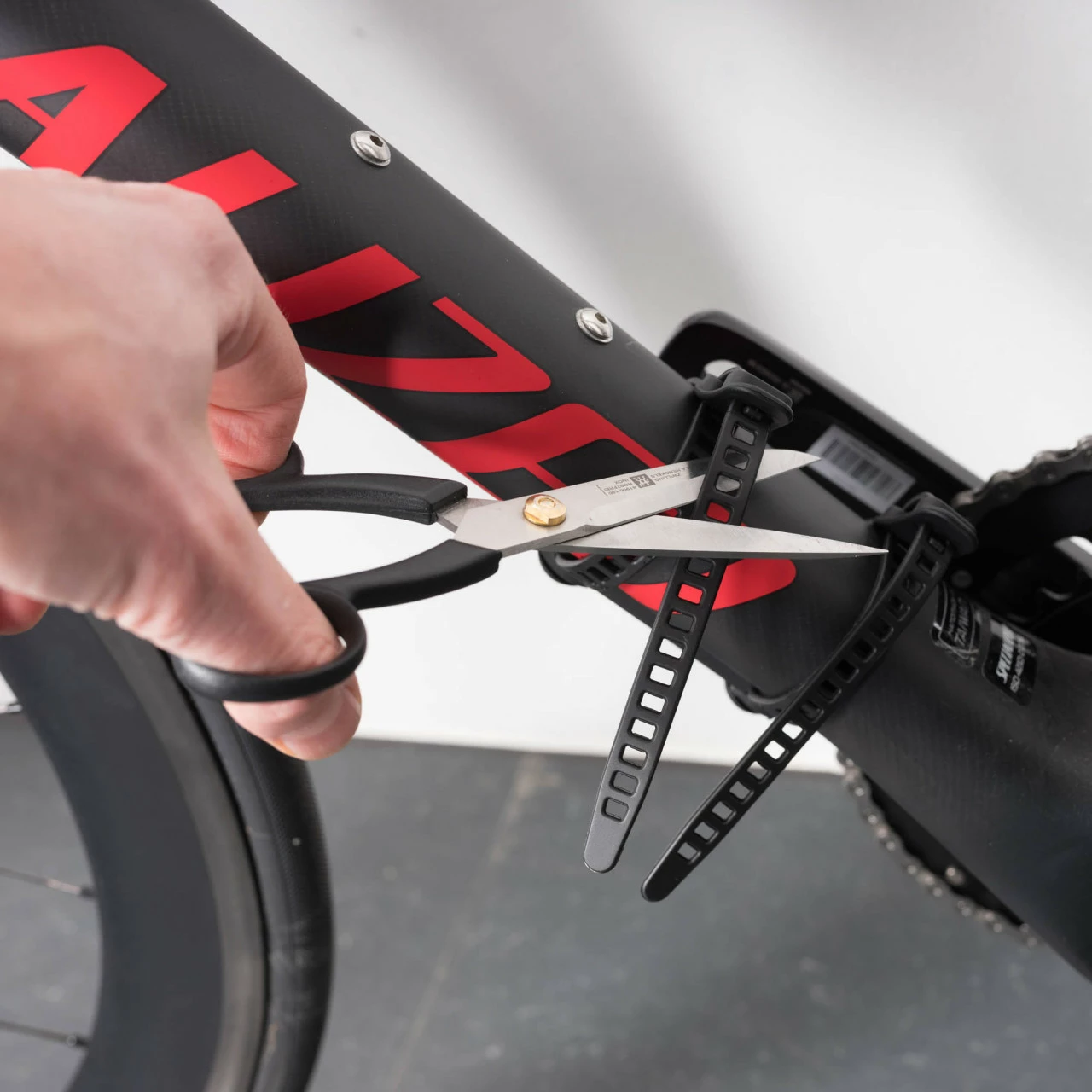 Fidlock TWIST Uni Base - Magnet-Flaschenhalterung – Bild 5