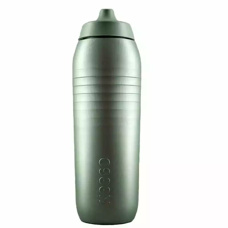 Keego Trinkflasche 750 Ml Gravel Green - Sportflasche Mit Innenbeschichtung Aus Titan (Version 4)