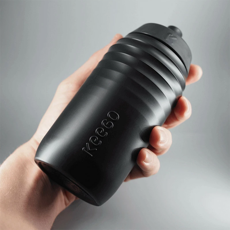 Keego Trinkflasche 500 Ml Dark Matter - Sportflasche Mit Innenbeschichtung Aus Titan – Bild 4